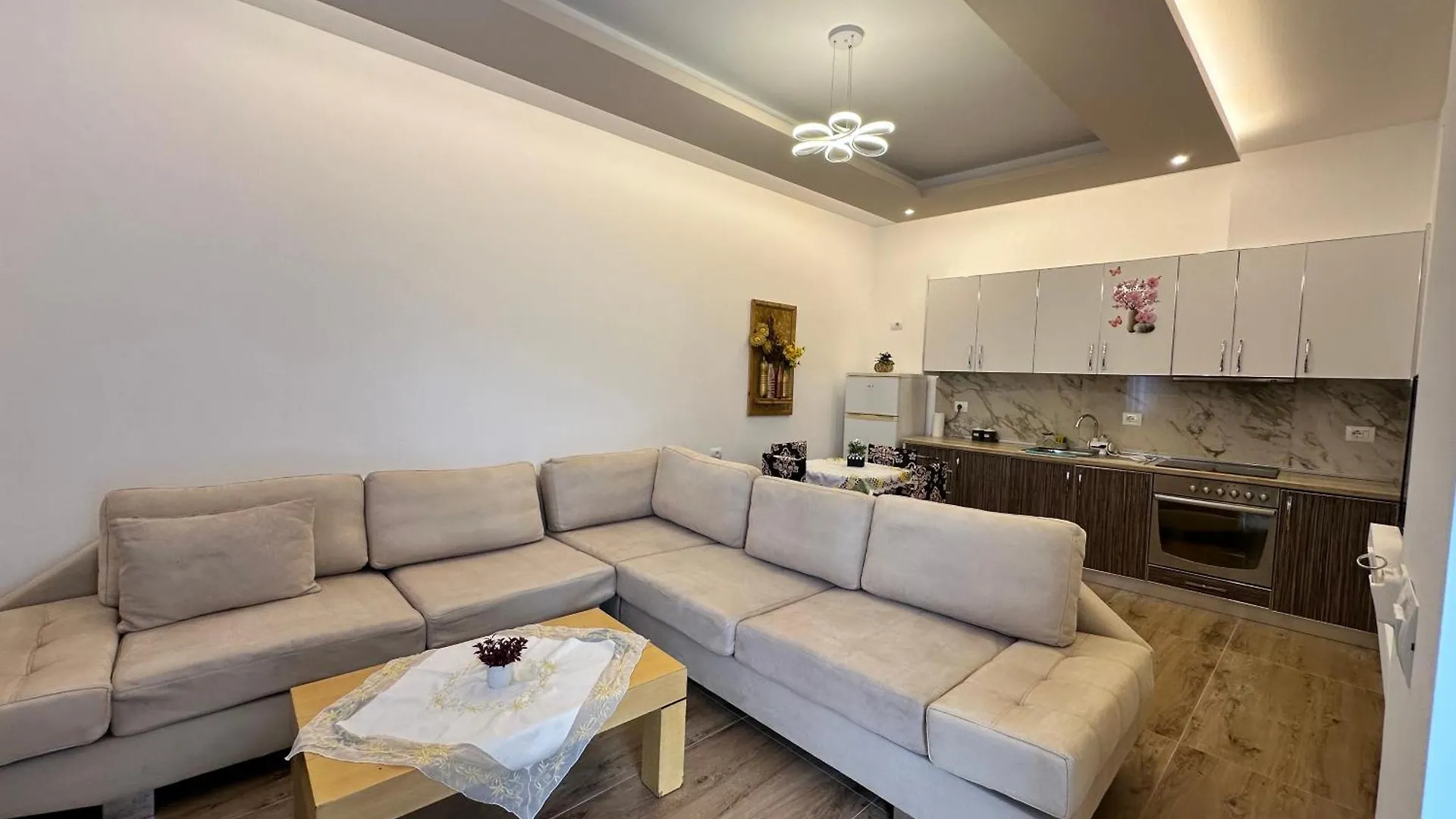 Joen Apartment 2 Sarande